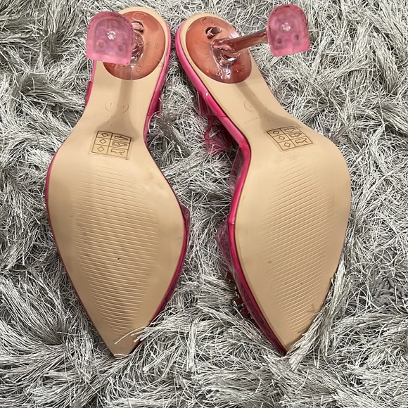 Pink Pointy Pumps - Picture 3 of 5
